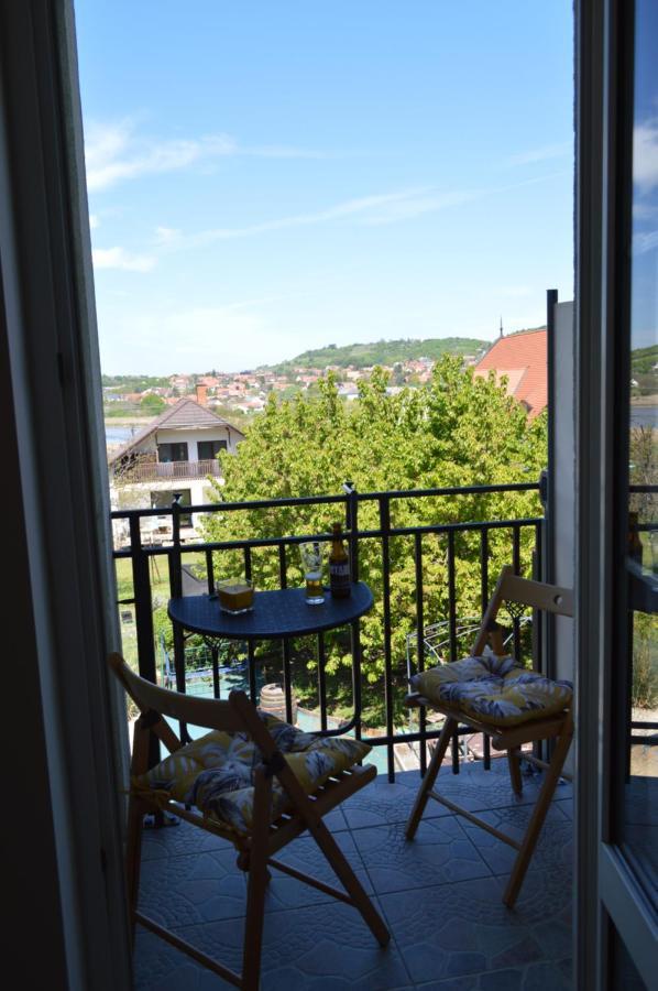 Bed and Breakfast Rebeka Panzió Tihany Exterior foto